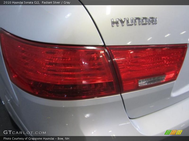 Radiant Silver / Gray 2010 Hyundai Sonata GLS