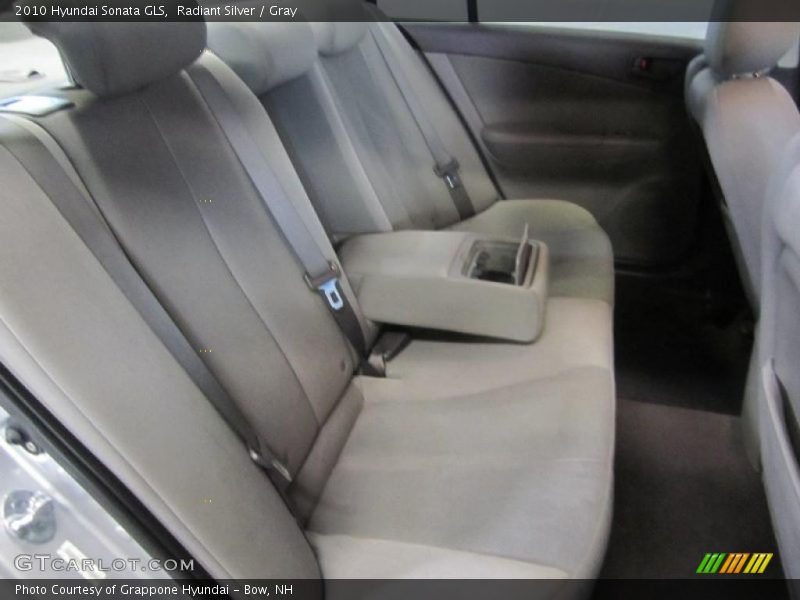 Radiant Silver / Gray 2010 Hyundai Sonata GLS