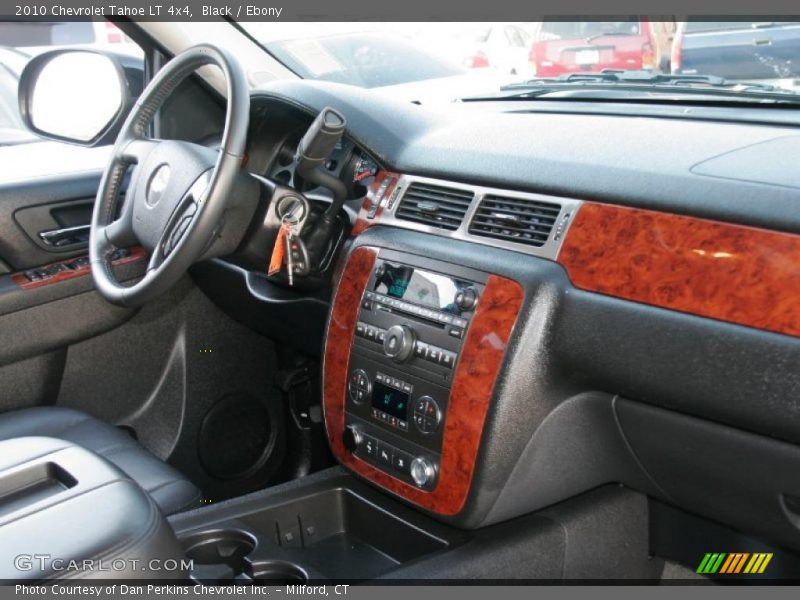 Black / Ebony 2010 Chevrolet Tahoe LT 4x4