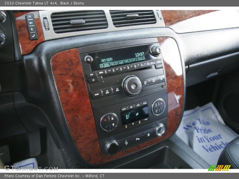 Black / Ebony 2010 Chevrolet Tahoe LT 4x4