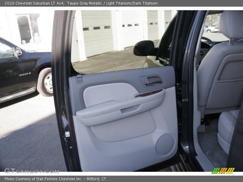Taupe Gray Metallic / Light Titanium/Dark Titanium 2010 Chevrolet Suburban LT 4x4