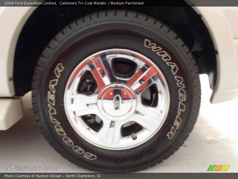  2006 Expedition Limited Wheel