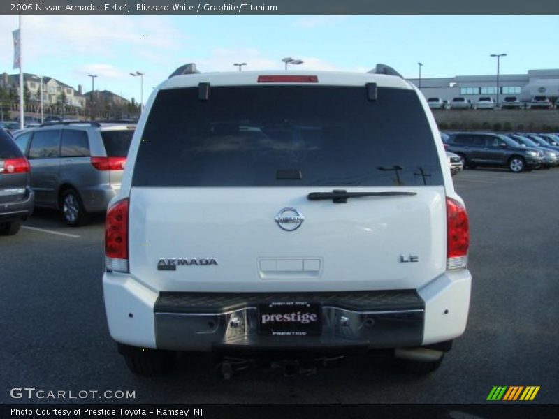 Blizzard White / Graphite/Titanium 2006 Nissan Armada LE 4x4