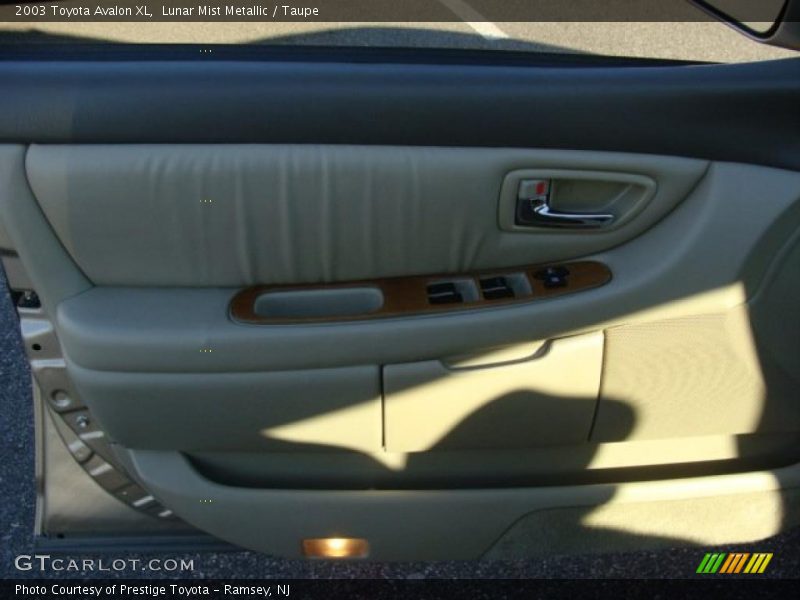 Lunar Mist Metallic / Taupe 2003 Toyota Avalon XL