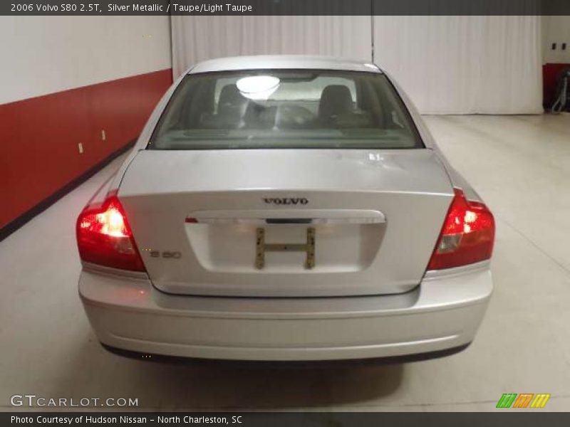 Silver Metallic / Taupe/Light Taupe 2006 Volvo S80 2.5T