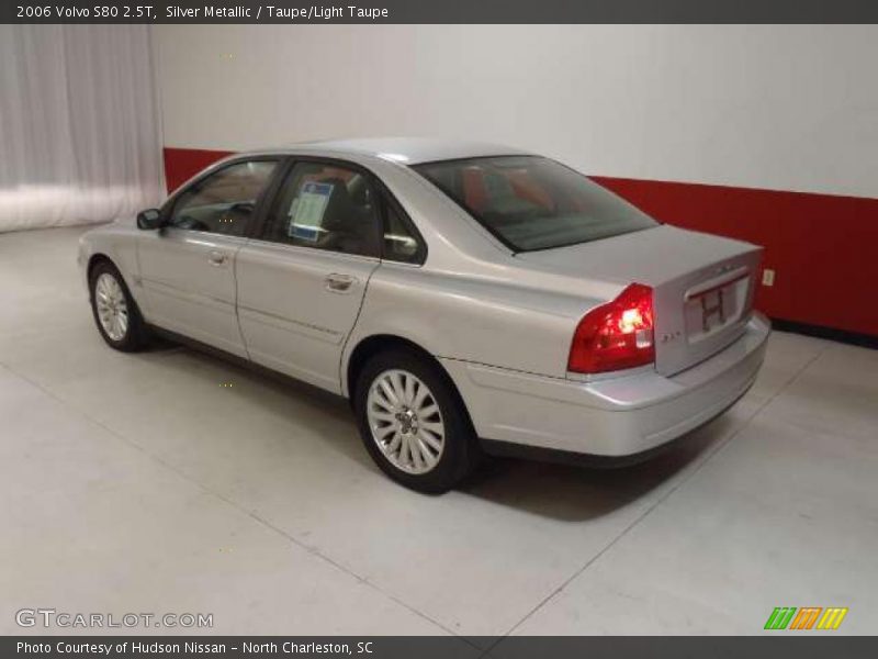 Silver Metallic / Taupe/Light Taupe 2006 Volvo S80 2.5T