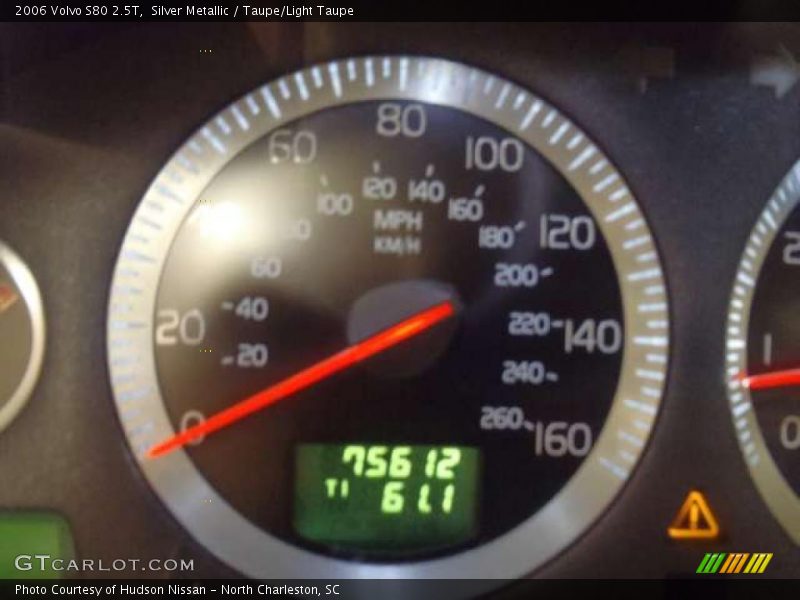 Silver Metallic / Taupe/Light Taupe 2006 Volvo S80 2.5T