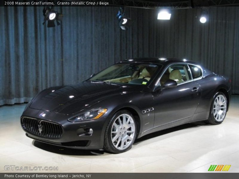 Front 3/4 View of 2008 GranTurismo 