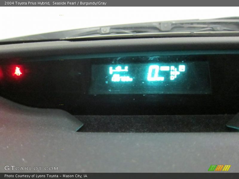 Seaside Pearl / Burgundy/Gray 2004 Toyota Prius Hybrid