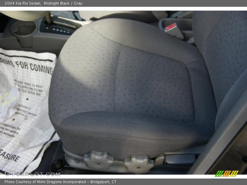 Midnight Black / Gray 2004 Kia Rio Sedan