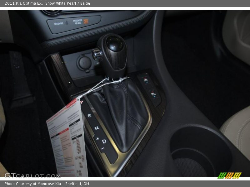 Snow White Pearl / Beige 2011 Kia Optima EX