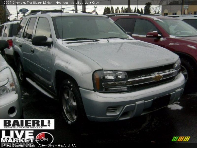 Moondust Metallic / Light Gray 2007 Chevrolet TrailBlazer LS 4x4