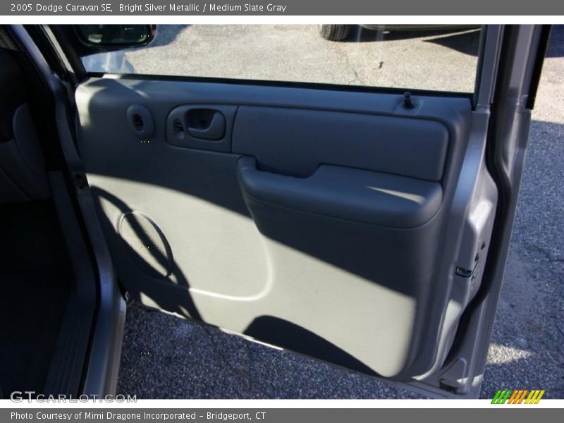 Bright Silver Metallic / Medium Slate Gray 2005 Dodge Caravan SE