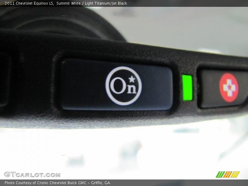 Summit White / Light Titanium/Jet Black 2011 Chevrolet Equinox LS