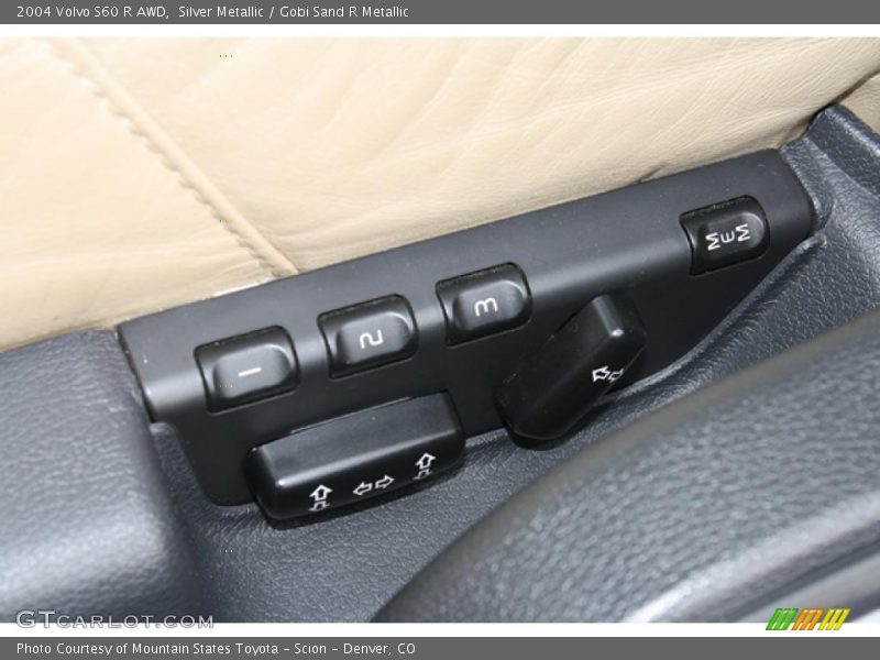 Silver Metallic / Gobi Sand R Metallic 2004 Volvo S60 R AWD