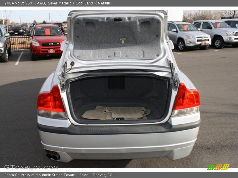Silver Metallic / Gobi Sand R Metallic 2004 Volvo S60 R AWD