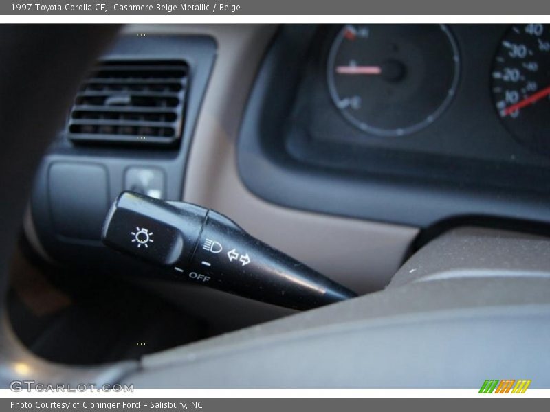 Cashmere Beige Metallic / Beige 1997 Toyota Corolla CE
