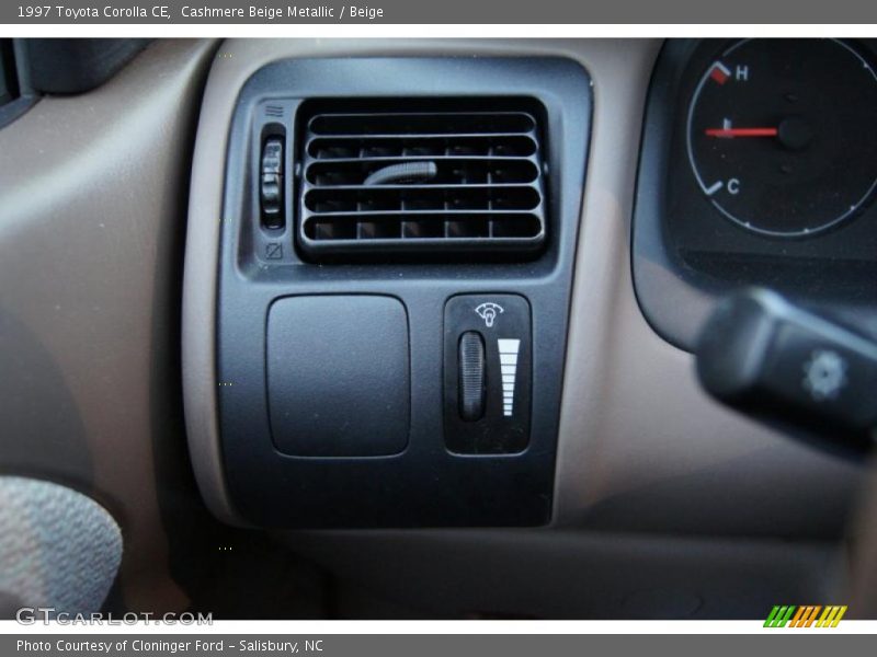 Cashmere Beige Metallic / Beige 1997 Toyota Corolla CE
