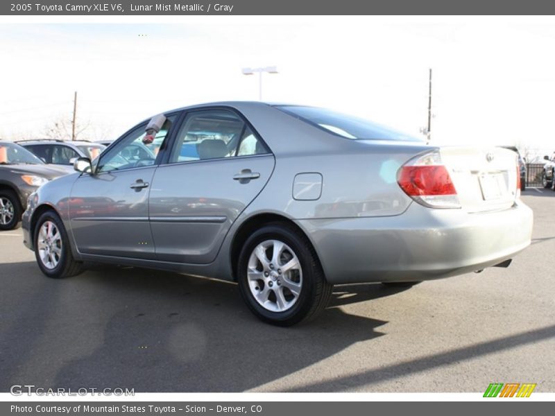 Lunar Mist Metallic / Gray 2005 Toyota Camry XLE V6
