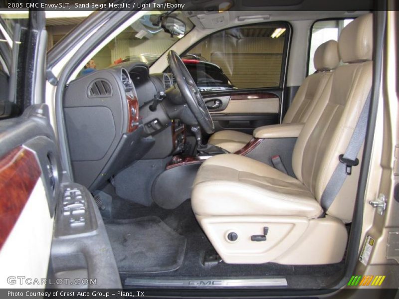 Sand Beige Metallic / Light Tan/Ebony 2005 GMC Envoy SLT
