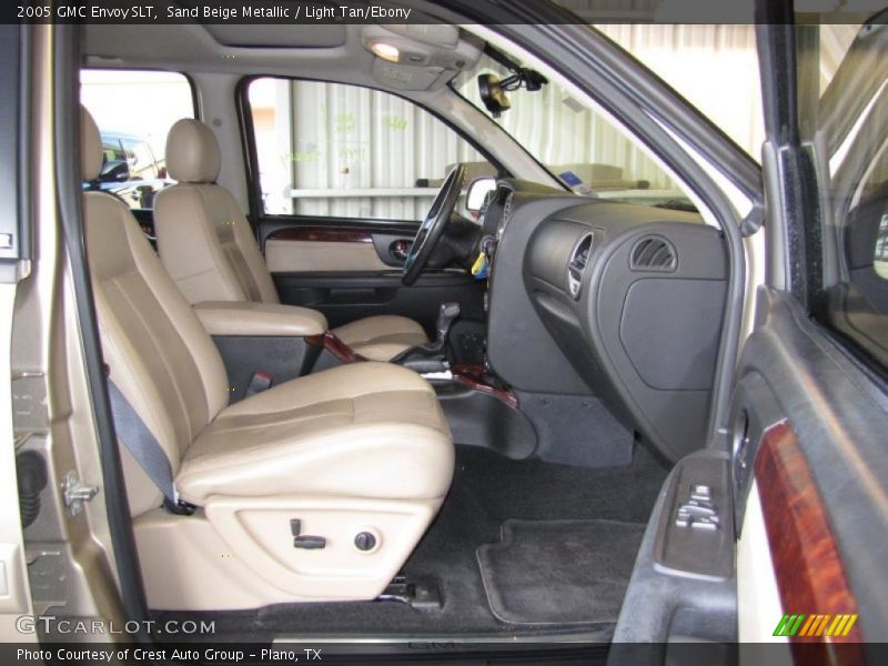 Sand Beige Metallic / Light Tan/Ebony 2005 GMC Envoy SLT