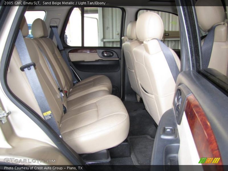 Sand Beige Metallic / Light Tan/Ebony 2005 GMC Envoy SLT