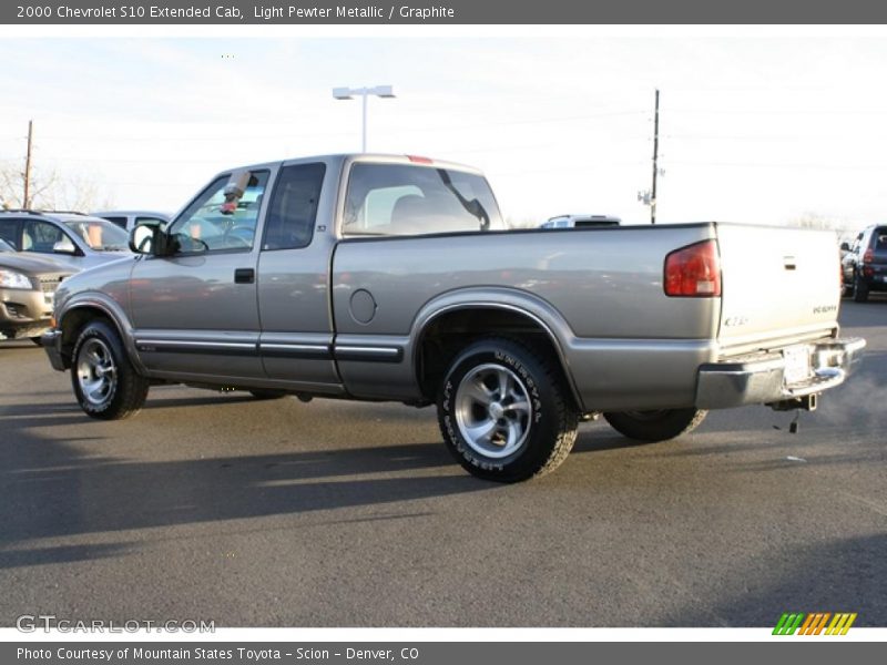 Light Pewter Metallic / Graphite 2000 Chevrolet S10 Extended Cab