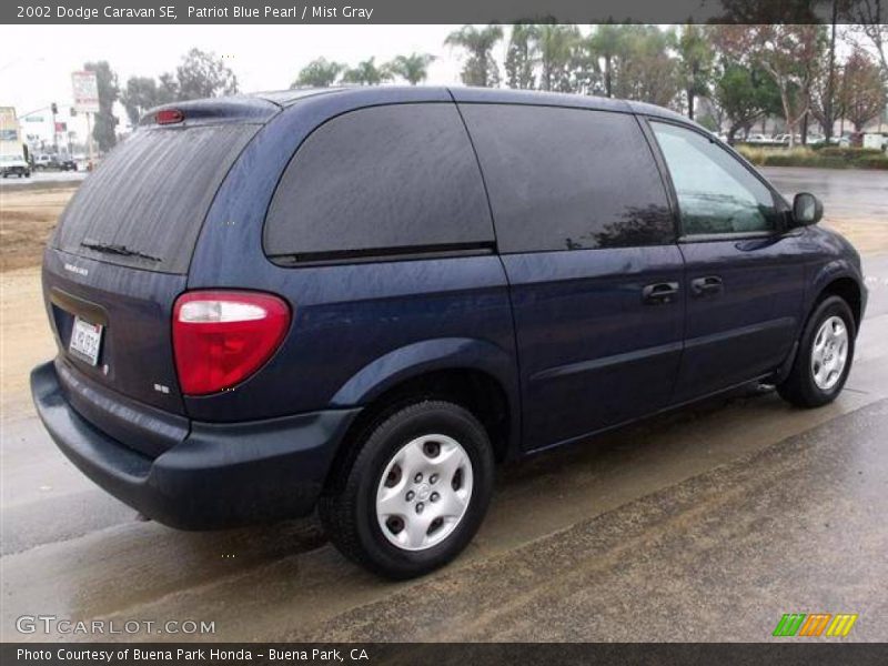 Patriot Blue Pearl / Mist Gray 2002 Dodge Caravan SE