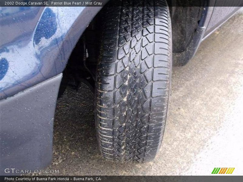 Patriot Blue Pearl / Mist Gray 2002 Dodge Caravan SE