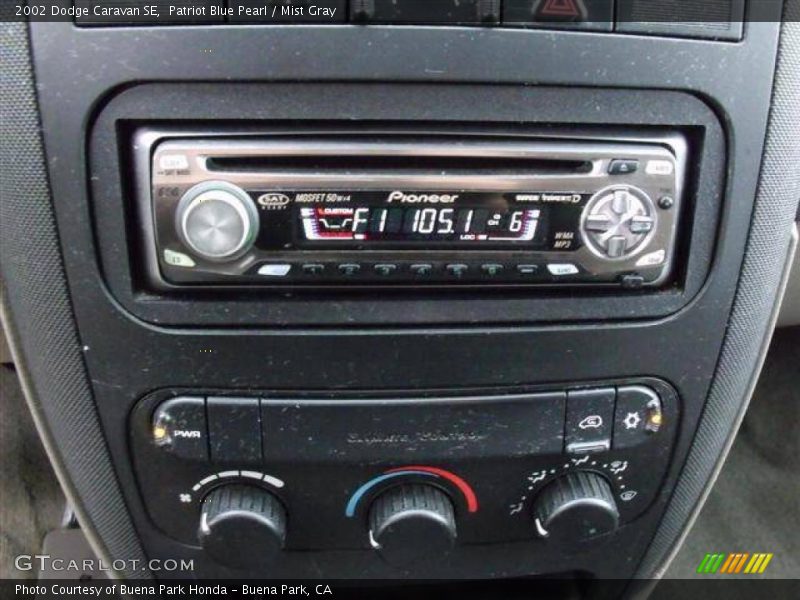 Patriot Blue Pearl / Mist Gray 2002 Dodge Caravan SE