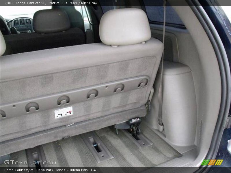 Patriot Blue Pearl / Mist Gray 2002 Dodge Caravan SE