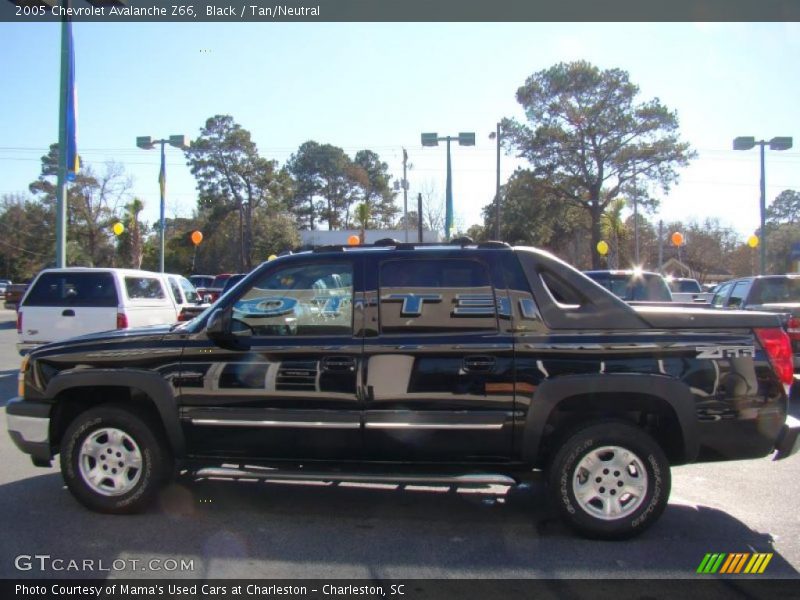 Black / Tan/Neutral 2005 Chevrolet Avalanche Z66