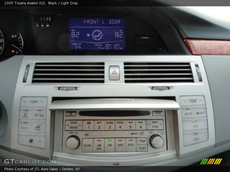 Black / Light Gray 2005 Toyota Avalon XLS