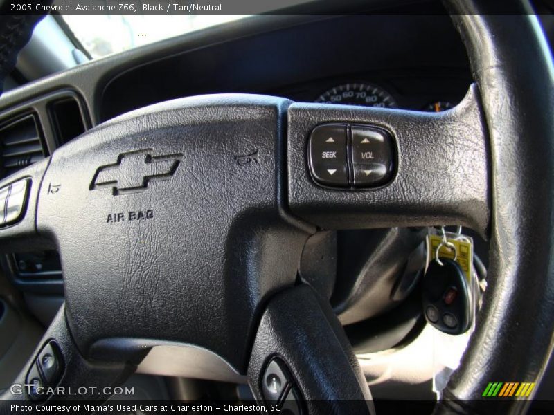Black / Tan/Neutral 2005 Chevrolet Avalanche Z66