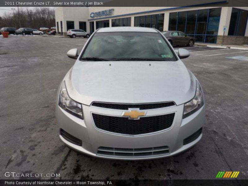 Silver Ice Metallic / Jet Black 2011 Chevrolet Cruze LT