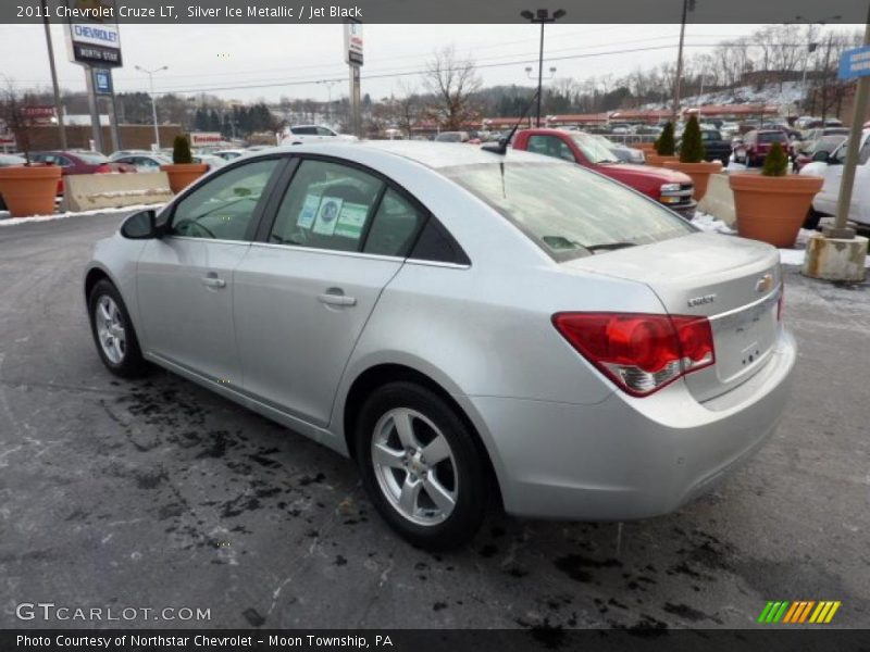 Silver Ice Metallic / Jet Black 2011 Chevrolet Cruze LT