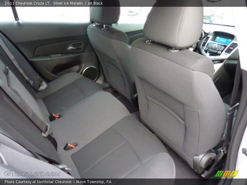 Silver Ice Metallic / Jet Black 2011 Chevrolet Cruze LT