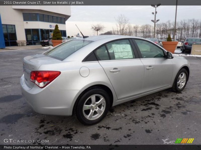 Silver Ice Metallic / Jet Black 2011 Chevrolet Cruze LT