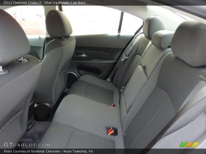 Silver Ice Metallic / Jet Black 2011 Chevrolet Cruze LT