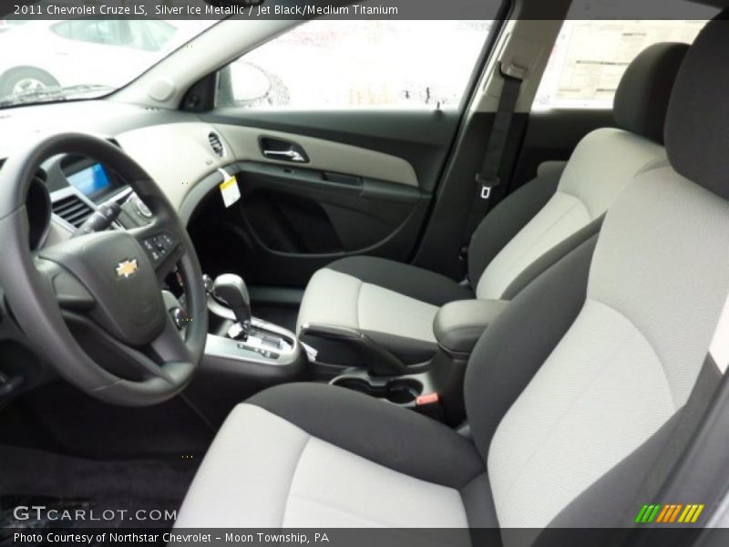 Silver Ice Metallic / Jet Black/Medium Titanium 2011 Chevrolet Cruze LS