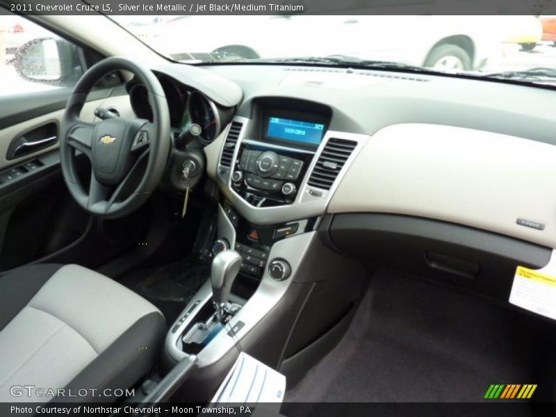 Silver Ice Metallic / Jet Black/Medium Titanium 2011 Chevrolet Cruze LS