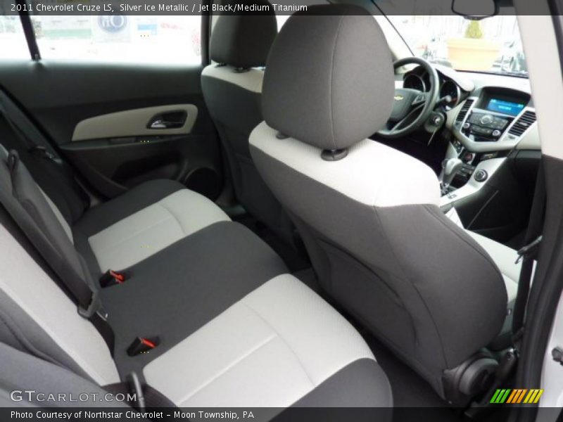 Silver Ice Metallic / Jet Black/Medium Titanium 2011 Chevrolet Cruze LS