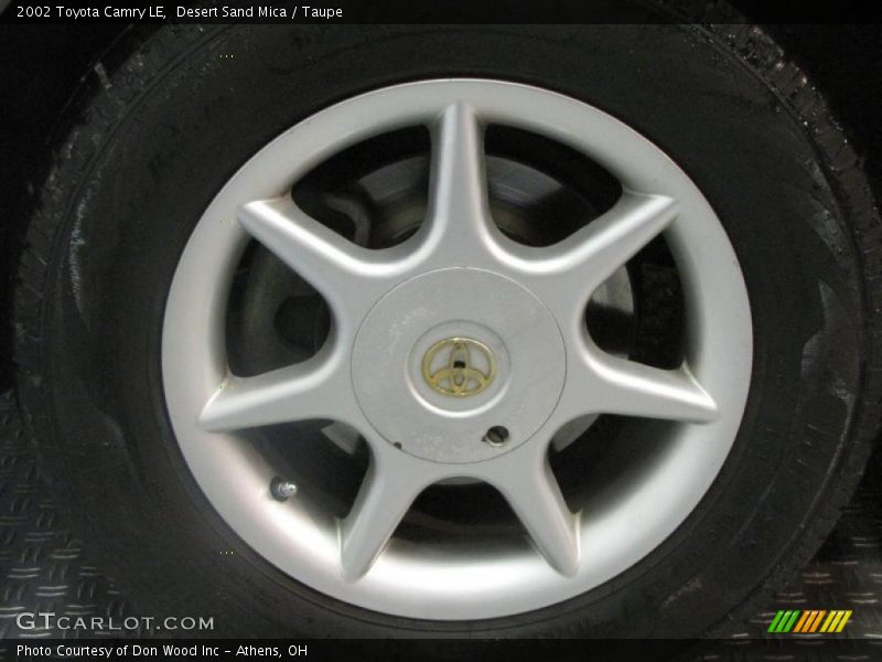 Desert Sand Mica / Taupe 2002 Toyota Camry LE