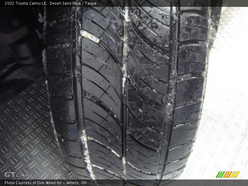 Desert Sand Mica / Taupe 2002 Toyota Camry LE