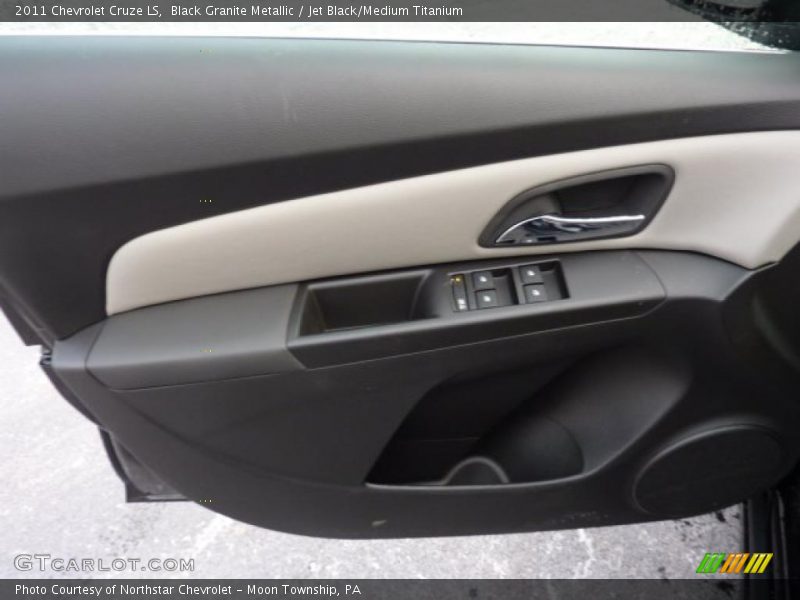 Black Granite Metallic / Jet Black/Medium Titanium 2011 Chevrolet Cruze LS