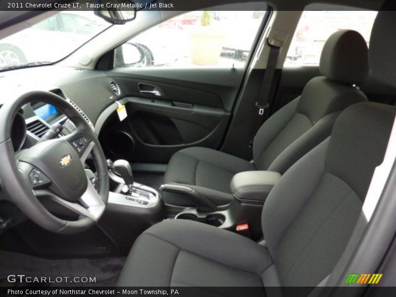 Taupe Gray Metallic / Jet Black 2011 Chevrolet Cruze LT