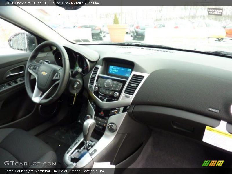 Taupe Gray Metallic / Jet Black 2011 Chevrolet Cruze LT