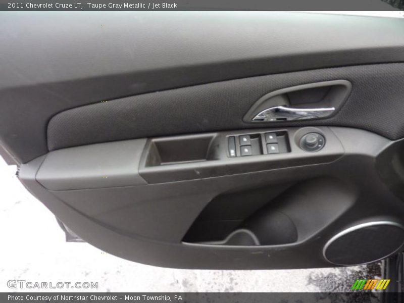 Taupe Gray Metallic / Jet Black 2011 Chevrolet Cruze LT