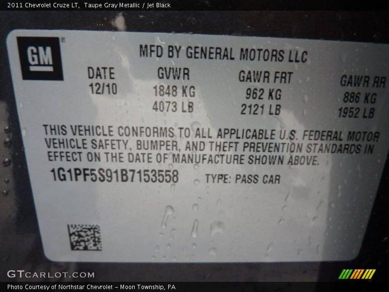 Taupe Gray Metallic / Jet Black 2011 Chevrolet Cruze LT