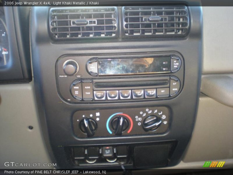 Light Khaki Metallic / Khaki 2006 Jeep Wrangler X 4x4